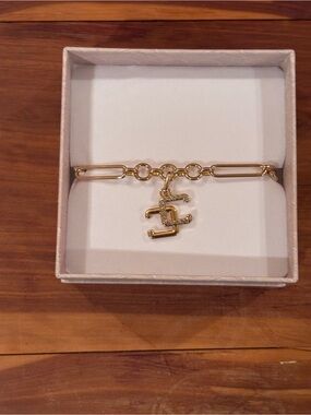 Chico’s Gold Link Bracelet with Pave Interlocking Charm New!